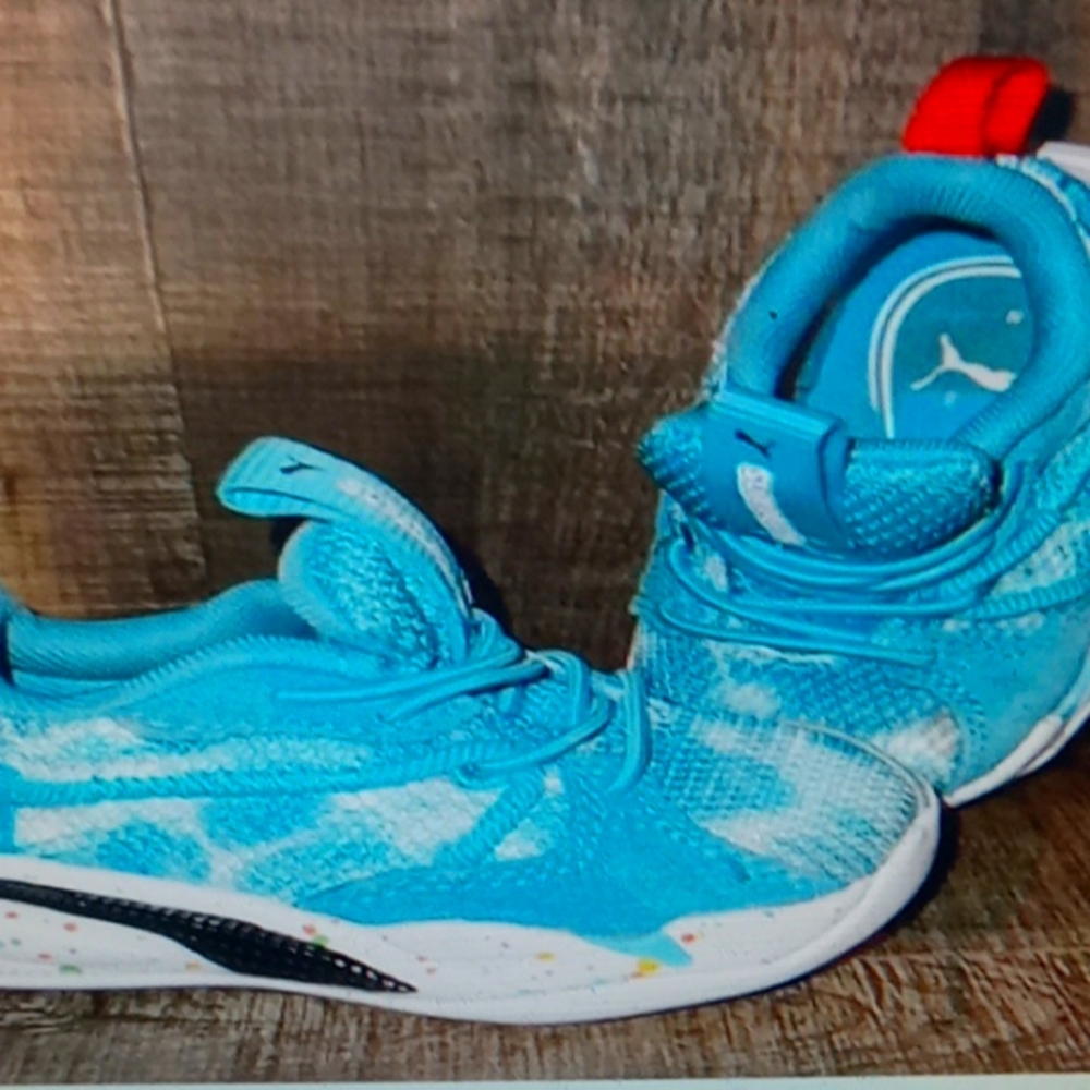 PUMA SUPER MARIO TENNIS SHOES